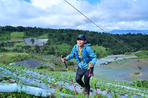 BIB: 8147
                            <button type="button" onclick="openModal(13380306)" class="btn btn-primary btn-sm float-right btn-popup" data-toggle="modal" data-target=".modal-high-quality">
                        <i class="fas fa-shopping-cart"></i> Add to Cart
                    </button>
                                            <button type="button" onclick="isThisMe(13380306, true)" class="btn btn-success btn-sm float-right btn-popup btn-isme hidden" data-toggle="tooltip" data-placement="bottom" title="นี่คือรูปของคุณใช่ไหม คลิกที่นี่เพื่อเอาเข้าอัลบั้ม">
                        <i class="fas fa-plus"></i> Add to album
                    </button>
                    <button type="button" onclick="isThisMe(13380306, false)" class="btn btn-warning btn-sm float-right btn-popup btn-isnotme hidden">
                        <i class="fas fa-ban"></i> Remove from album
                    </button>